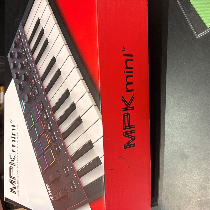 AKAI MPK Mini IV Blackの画像